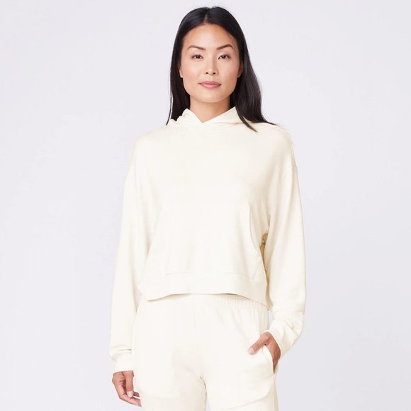 MONROW ARCHIVES Supersoft Fleece Girlfriend Pullover In Buttercream - Picture 2 of 6